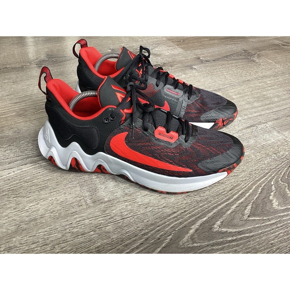 Nike Giannis Immortality 2 Basketball Shoes Mens 10.5 Red Black Sneakers DM0825
